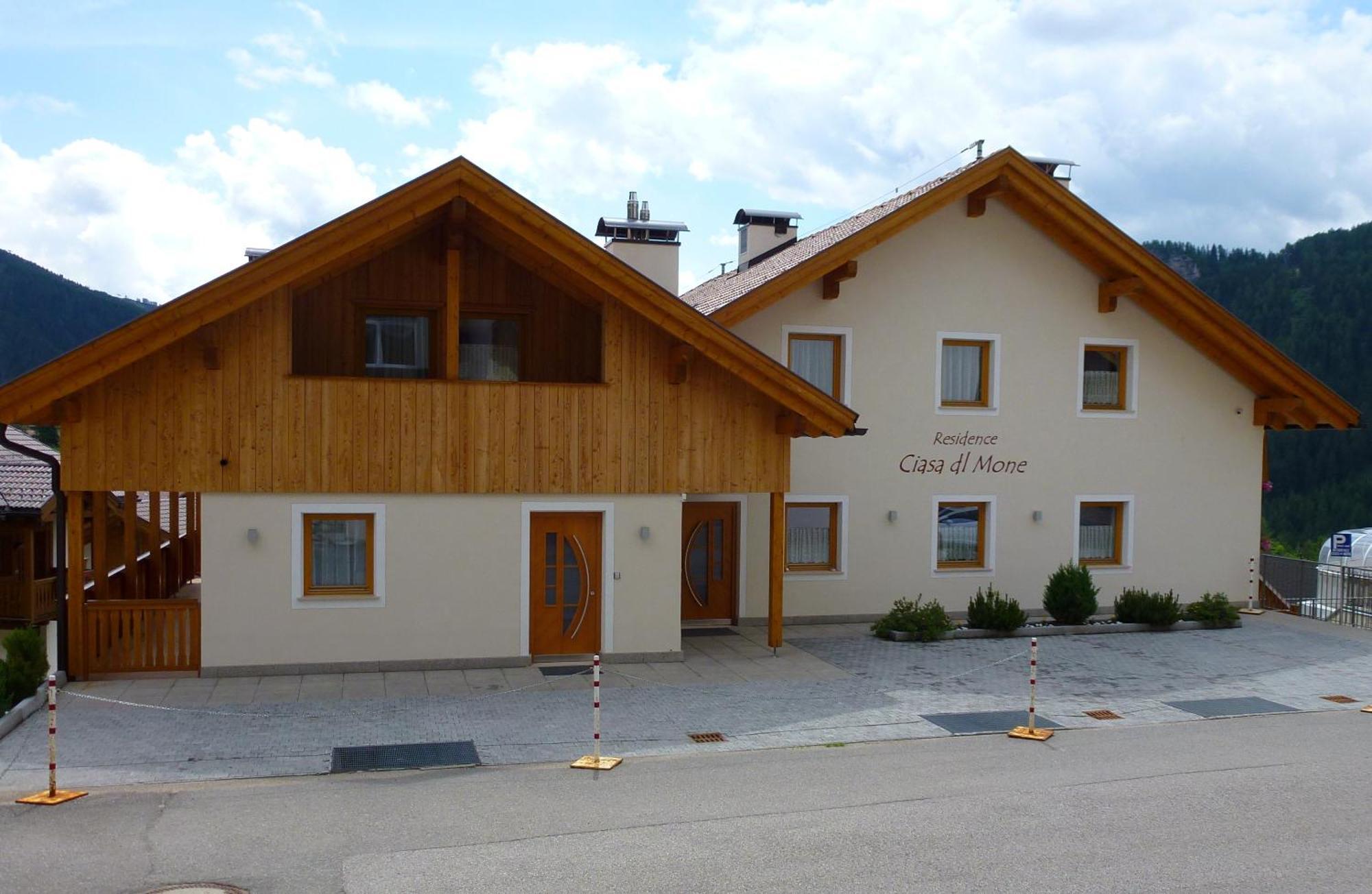 Residence Ciasa Dl Mone Colfosco Exteriör bild
