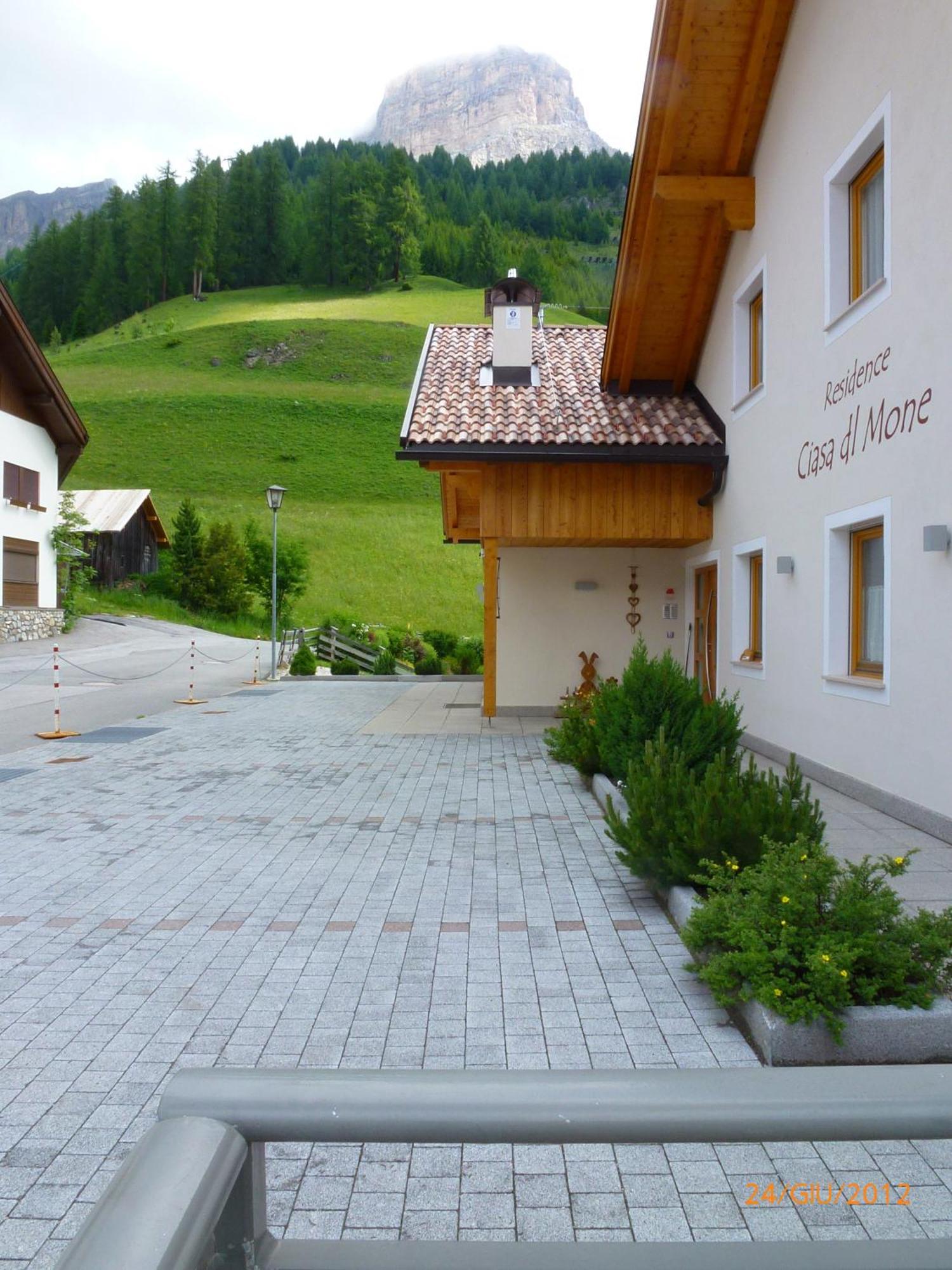 Residence Ciasa Dl Mone Colfosco Exteriör bild